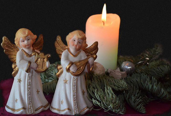 statue-decoration-candle-christmas-toy-decor-advent-christmas-decoration-angel-figure-figurine-christmas-decorations-nativity-scene-1363316