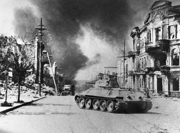 T-34-76_Sevastopol_1944